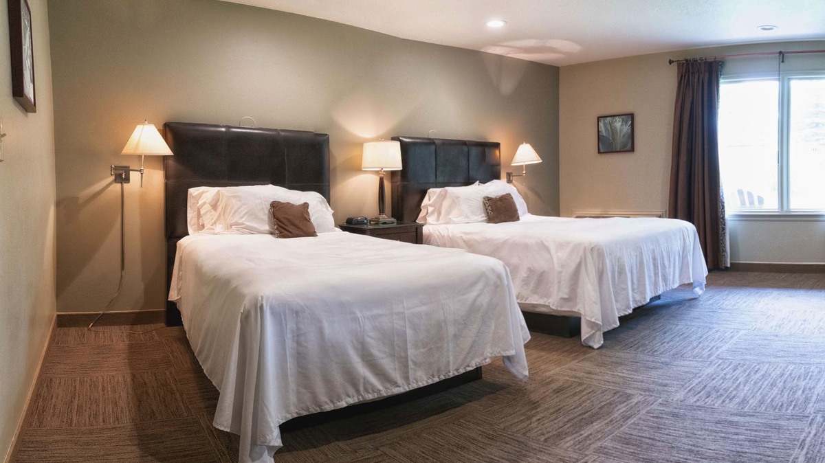 Lodging in Springdale UT Driftwood Lodge Double Queen Room with Patio